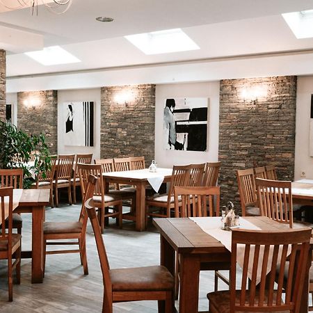 Hotel Centrum Πρίζρεν Εξωτερικό φωτογραφία