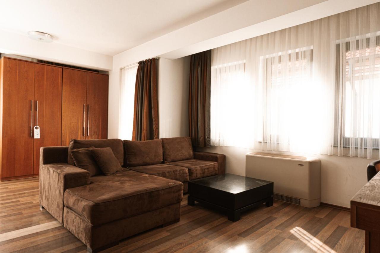 Hotel Centrum Πρίζρεν Εξωτερικό φωτογραφία