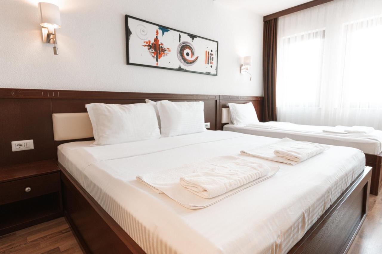 Hotel Centrum Πρίζρεν Εξωτερικό φωτογραφία