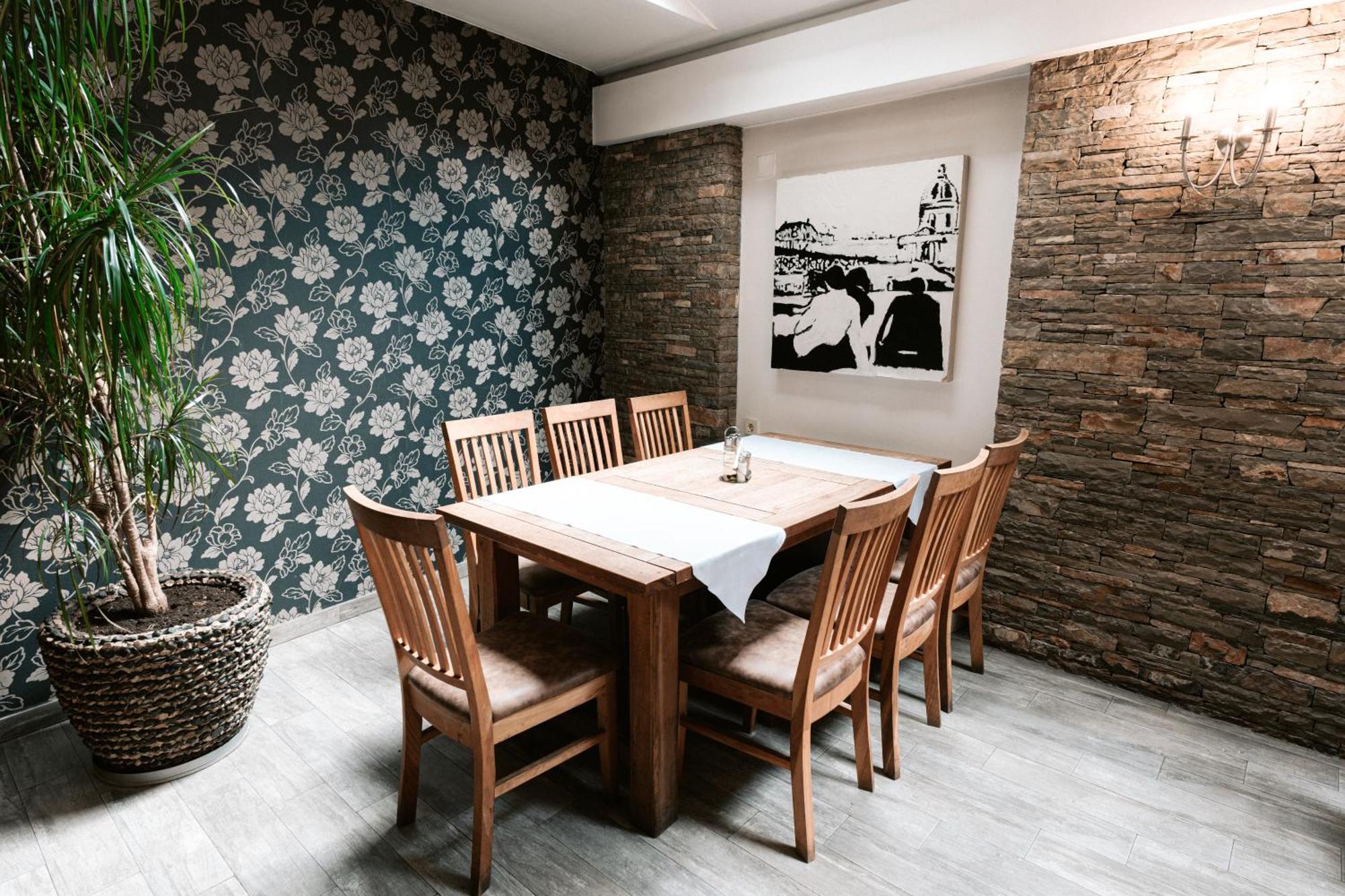 Hotel Centrum Πρίζρεν Εξωτερικό φωτογραφία