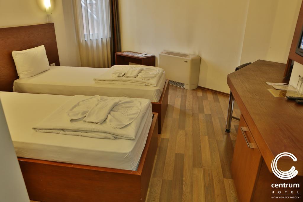 Hotel Centrum Πρίζρεν Εξωτερικό φωτογραφία