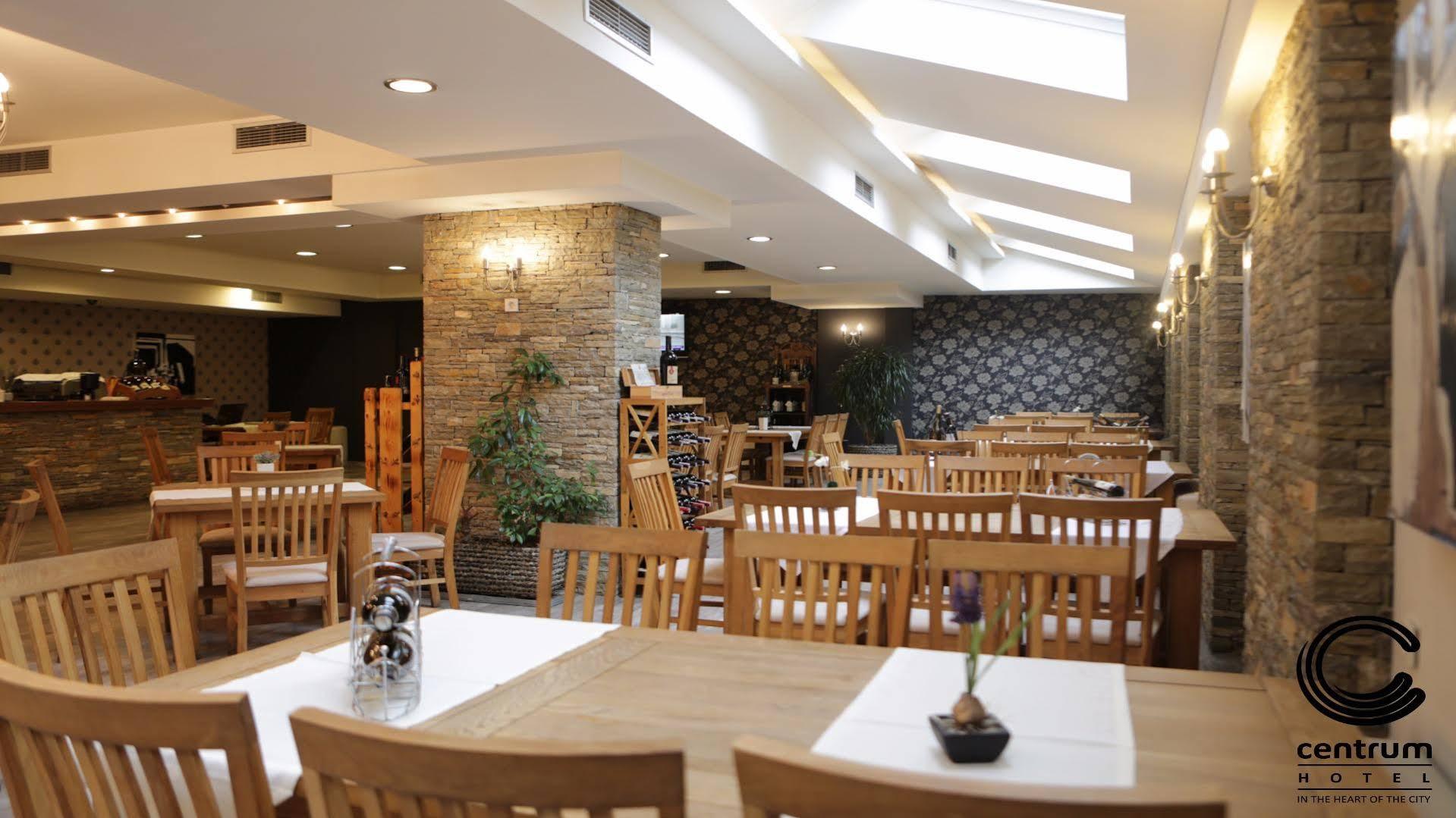 Hotel Centrum Πρίζρεν Εξωτερικό φωτογραφία